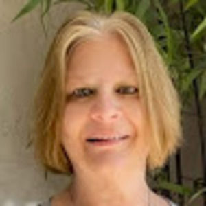 Meet your Posher, Lori novak